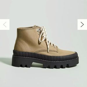 Silent D Anthropologie Puzzel Boot